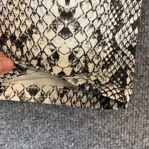 Joe's Jeans High Rise Scaled Python Snake Pants Womens 27 White Black Cigarette - Picture 6 of 16